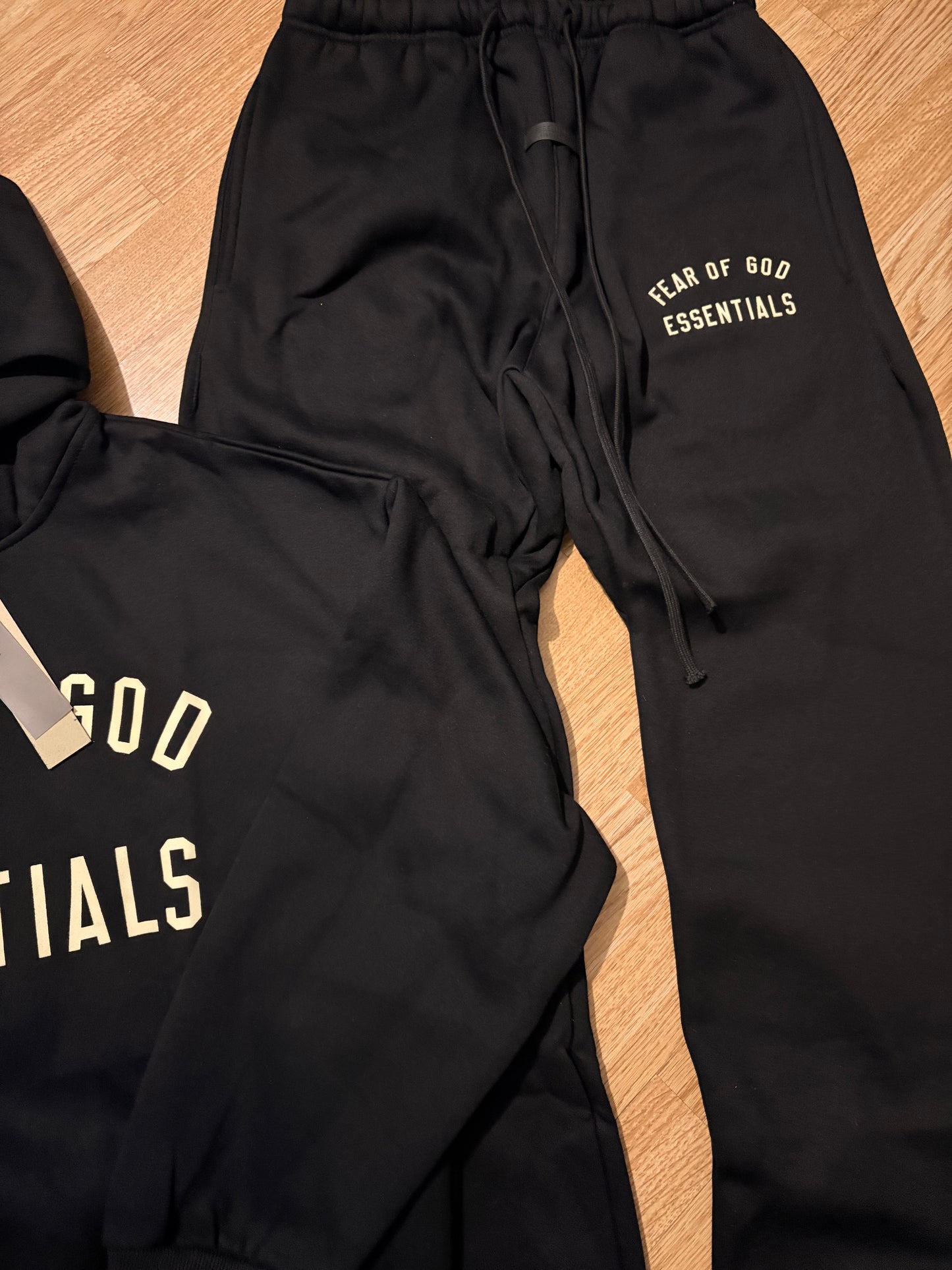 Essentials Fear Of God FW24 Black & Gold Tracksuit