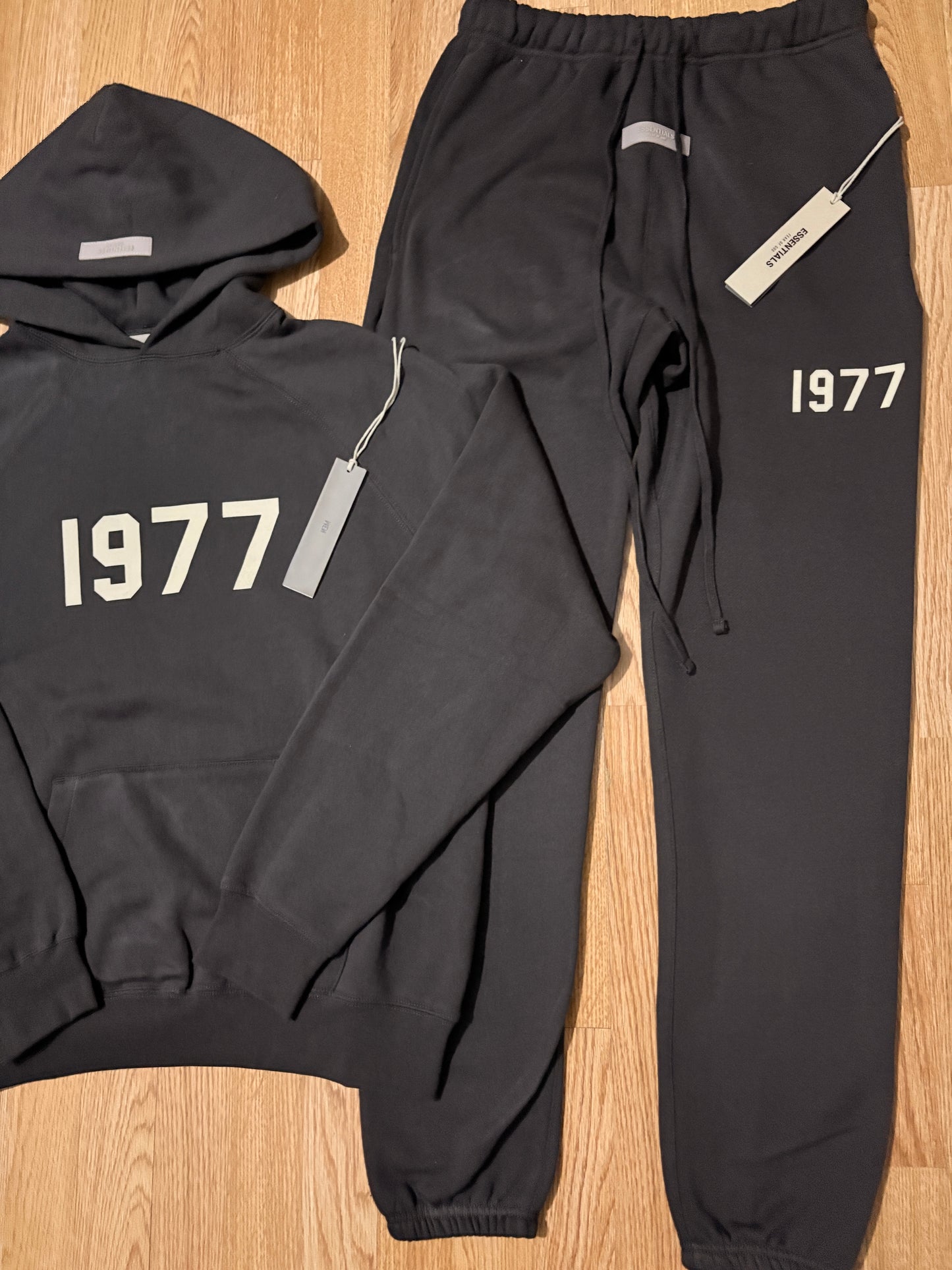Essential FOG 1977 Black Iron Tracksuit Size Small